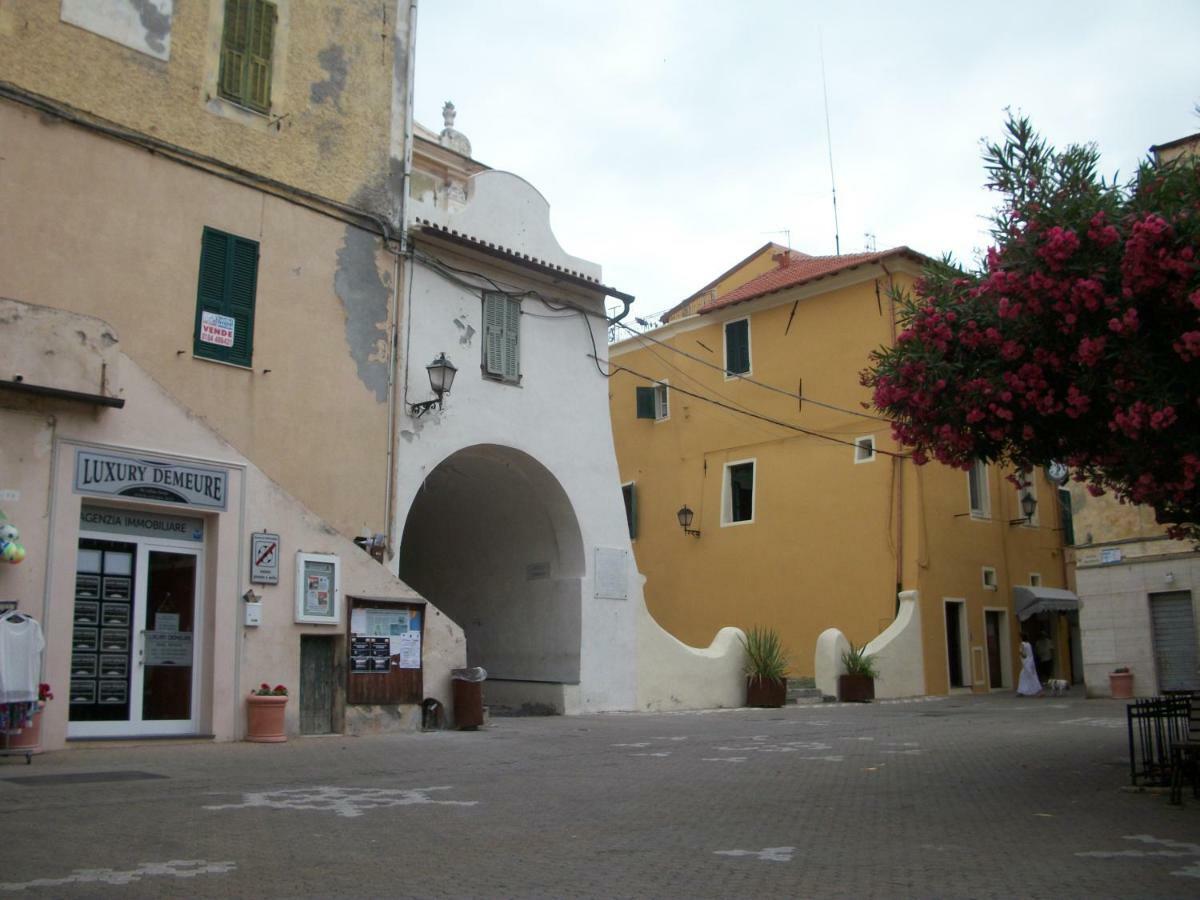 Ca Di Nevi Apartment Riva Ligure Bagian luar foto